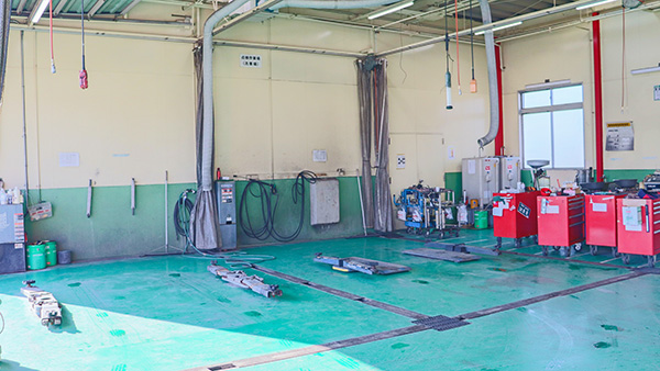 サービス工場